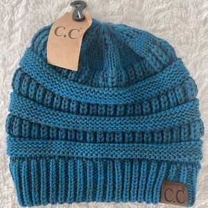 NWT. C.C. Cable Skull Cap Unisex OS